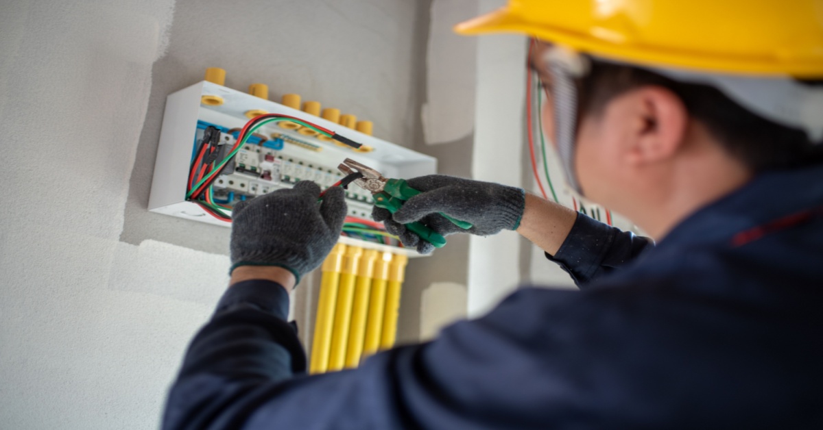 Contact Reliant Electrical Services — Nottingham and London